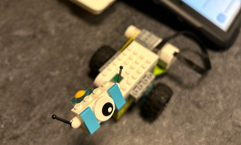 En Lego WeDorobot.